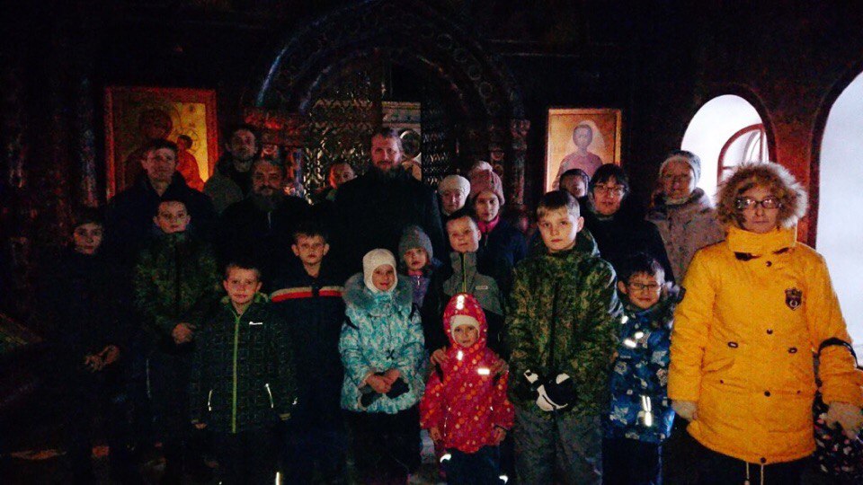 Встреча молодёжи воскресных школ в деревне Дютьково